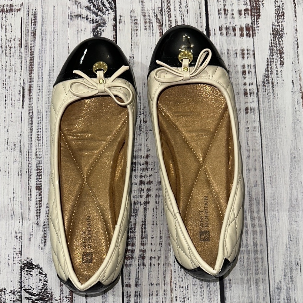 White Mountain Moondance Cream Quilted‎ Shoe Sz. 8 - Picture 8 of 10